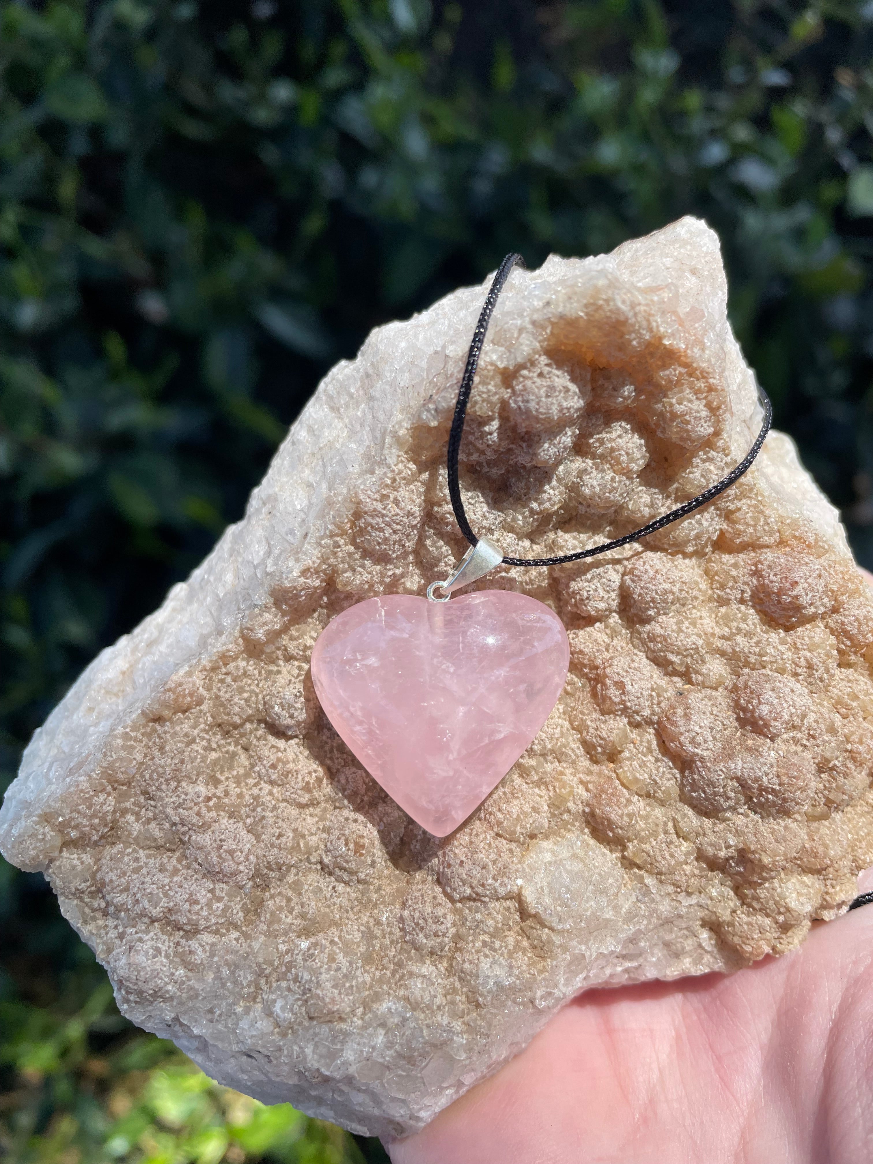 heart shaped rose quartz necklace