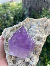 Load image into Gallery viewer, Amethyst Quartz Standing Crystal Point