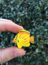Load image into Gallery viewer, Yellow Hawaiin Tang Tropical Fish Ceramic Hand Painted Animal Beads