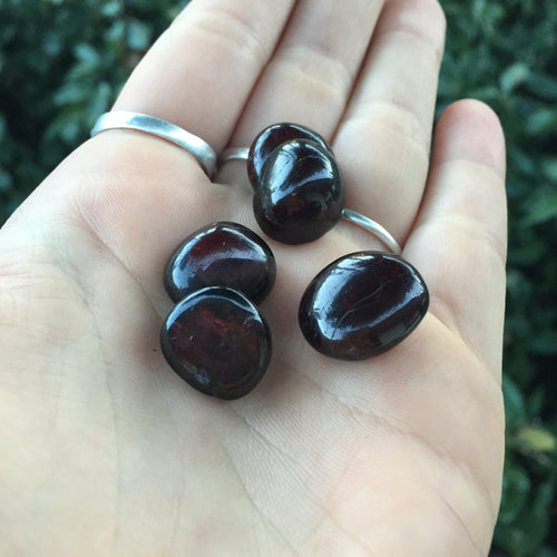 Garnet Burgundy Red Smooth Tumbled Stone